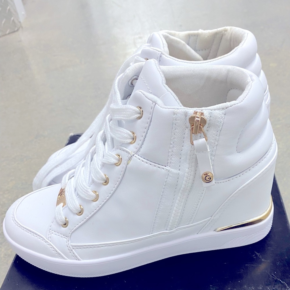 G By Guess Wedge Sneaker, sizes 8 and 8.5, All White Trimmed In Gold